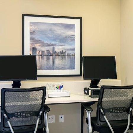 Candlewood Suites - Miami Exec Airport - Kendall By Ihg Country Walk Ngoại thất bức ảnh
