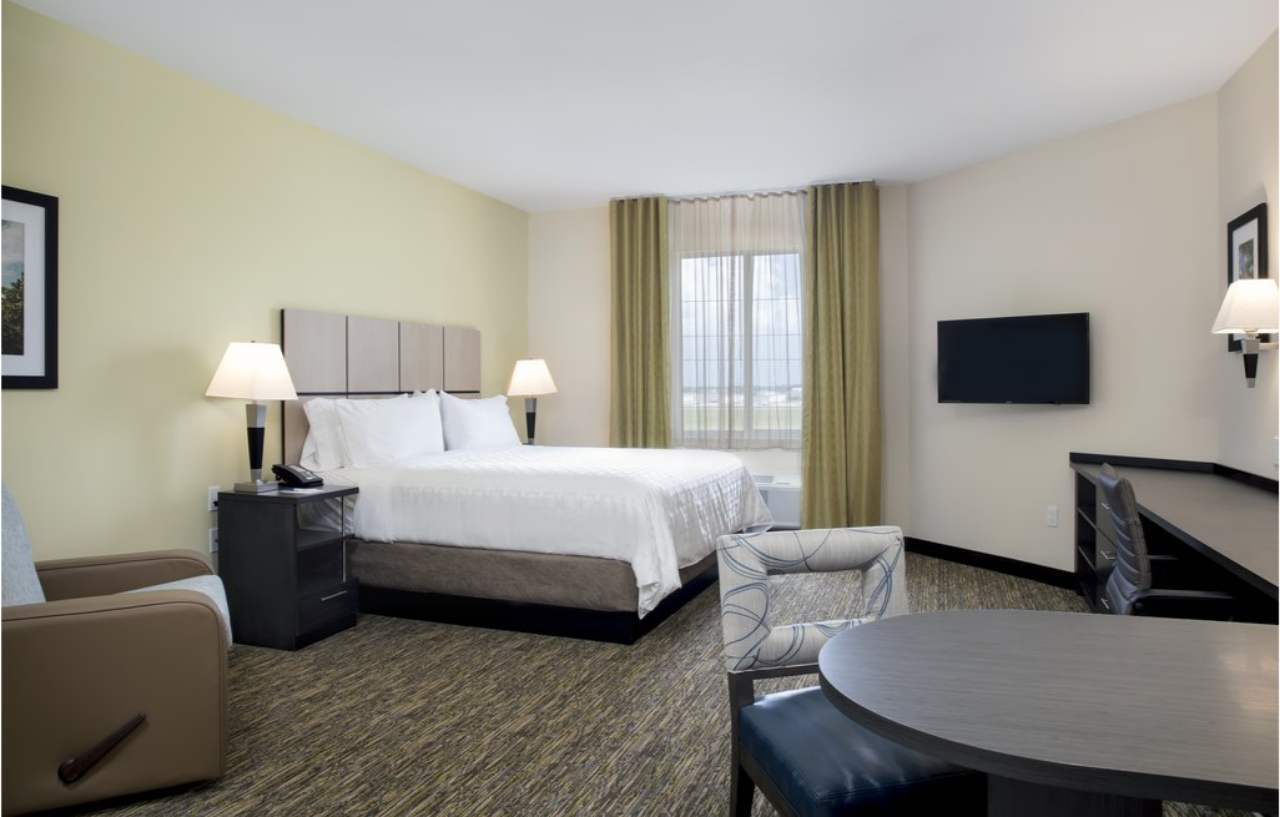 Candlewood Suites - Miami Exec Airport - Kendall By Ihg Country Walk Ngoại thất bức ảnh