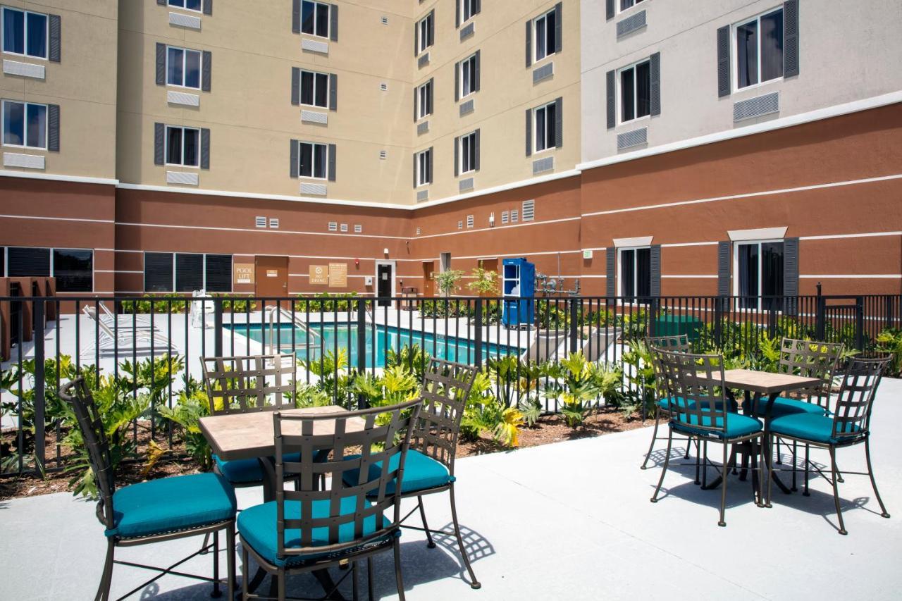 Candlewood Suites - Miami Exec Airport - Kendall By Ihg Country Walk Ngoại thất bức ảnh