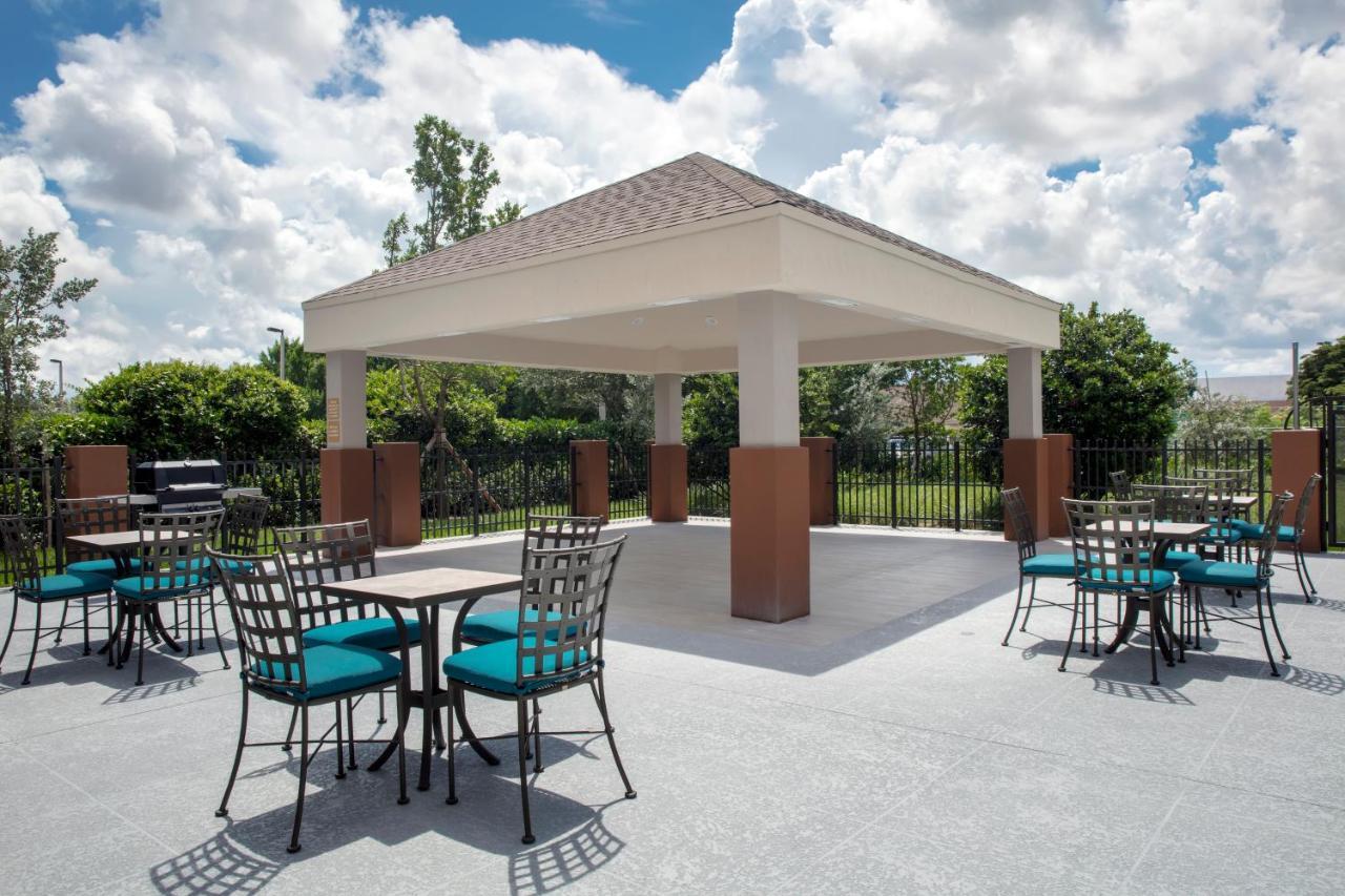 Candlewood Suites - Miami Exec Airport - Kendall By Ihg Country Walk Ngoại thất bức ảnh